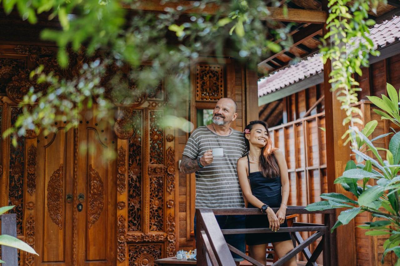 D And B Bungalow'S By Dewizz Management Nusa Lembongan  Exterior photo